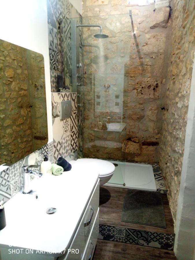 Coeur De Vigne A Colombier 24560 Bed & Breakfast Issigeac Dış mekan fotoğraf